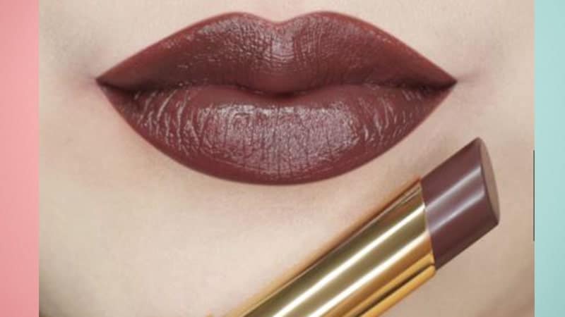 Warna Lipstik yang Cocok untuk BIbir Hitam - Lakme Absolute Reinvent Argan Oil Lip Color shade Deep Brown
