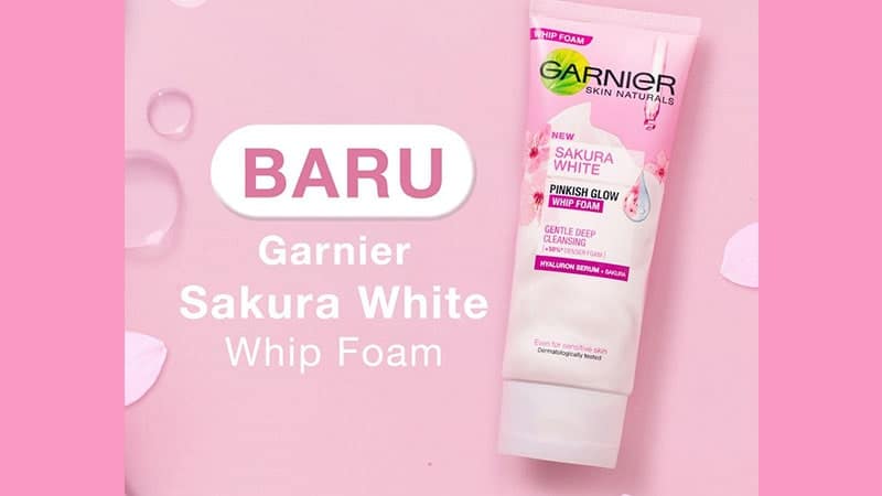 Rangkaian Garnier Sakura White - Pinkish Glow Whip Foam