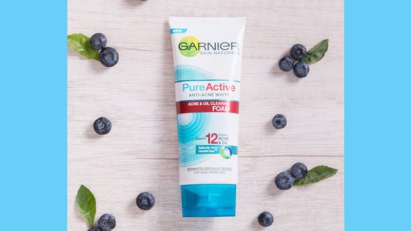 Garnier Face Wash - Pure Active Anti Acne White Foam