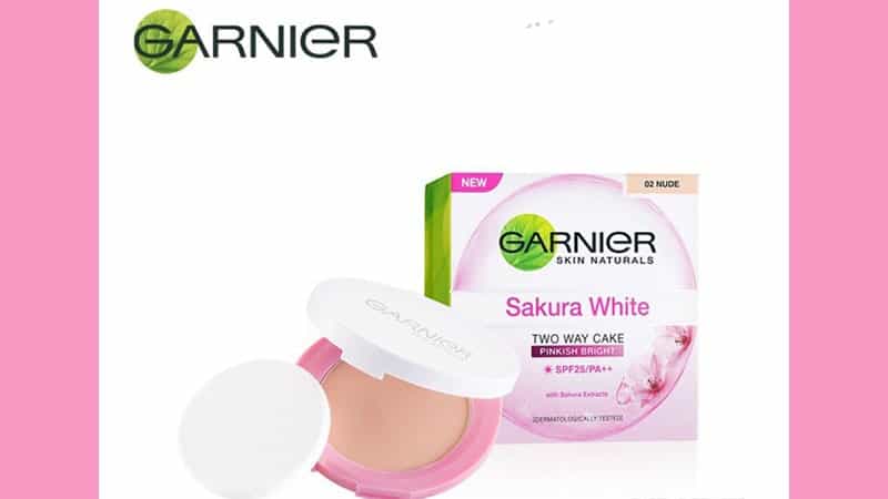 Macam-Macam Bedak Garnier - Sakura White Two Way Cake Pinkish Bright