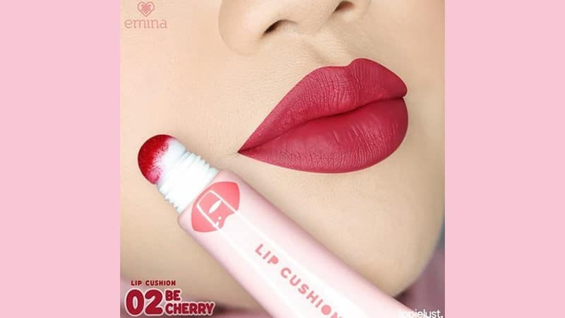 Emina Lip Cushion Swatches Warna - Be Cherry
