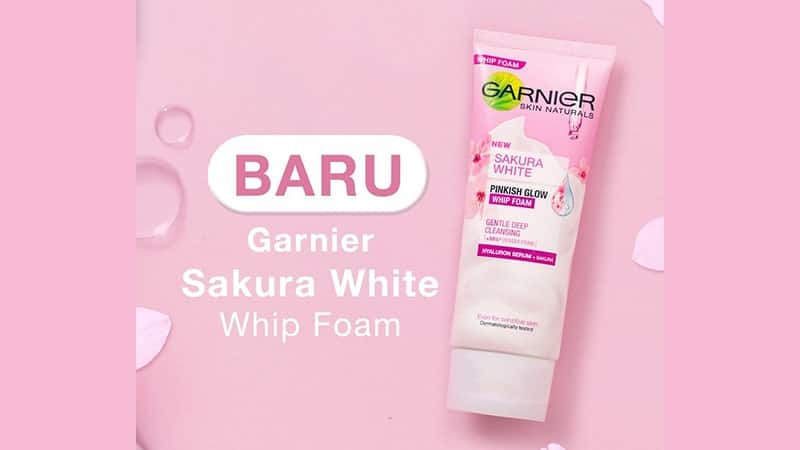 Rekomendasi Facial Wash untuk Kulit Berminyak - Garnier Sakura White Pinkinsh Glow Whip Foam