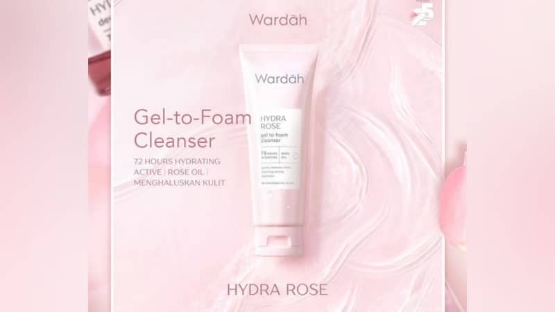Produk Wardah untuk Kulit Kering - Hydra Rose Gel to Foam Cleanser